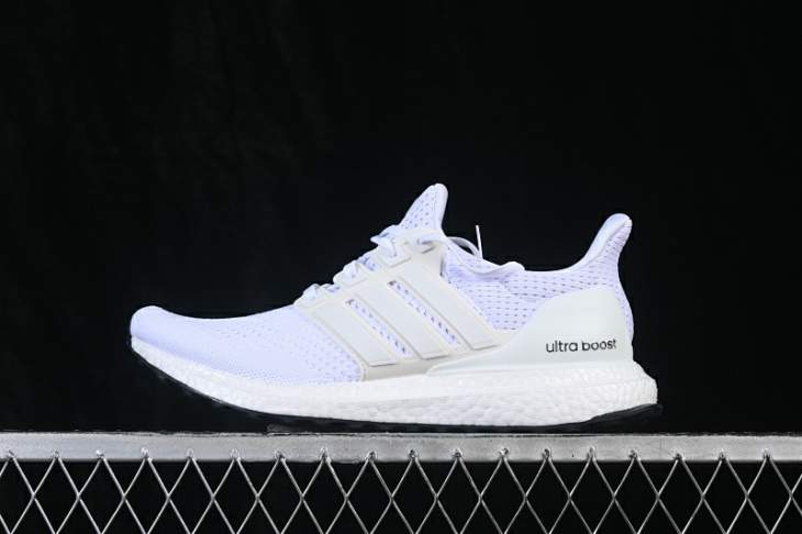 Picture of Adidas Ultraboost _SKUfw22812728981347459fw